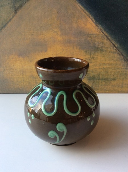 Brown/grenn vase 46