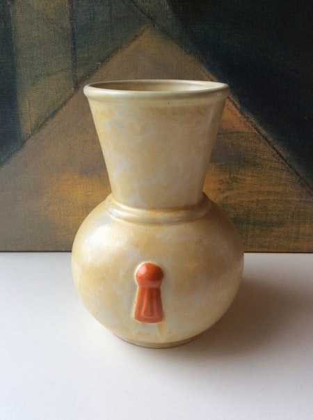 Yellowish vase 112