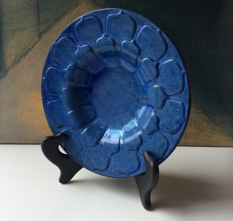 Bright blue Adria ashtray 94