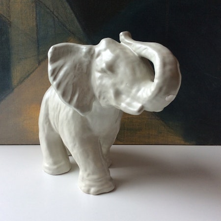 White elephant 10