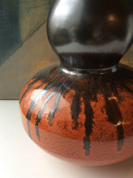 Orange/black vase 2153