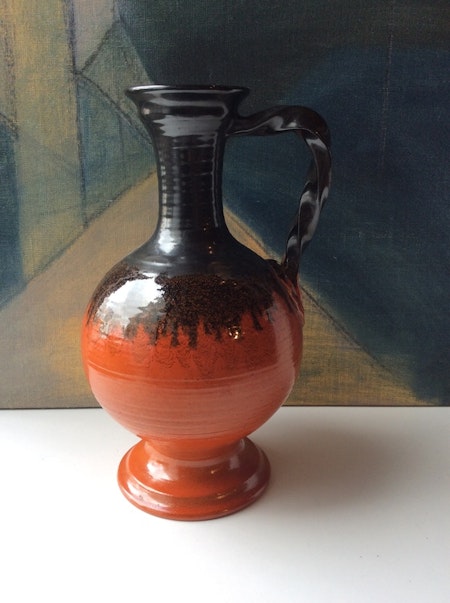 Orange/black vase 1592