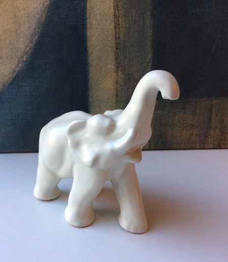 White elephant 8