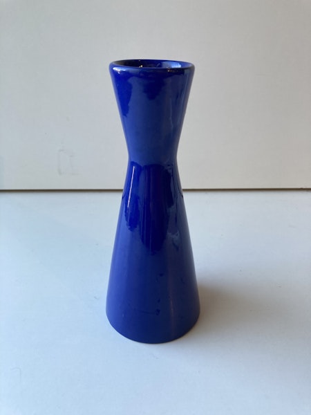 Blue restaurant vase R1