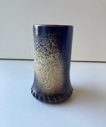 Blue/beige vase 2016