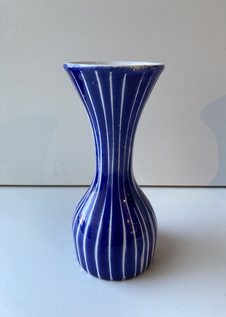 Blue/white vase 693