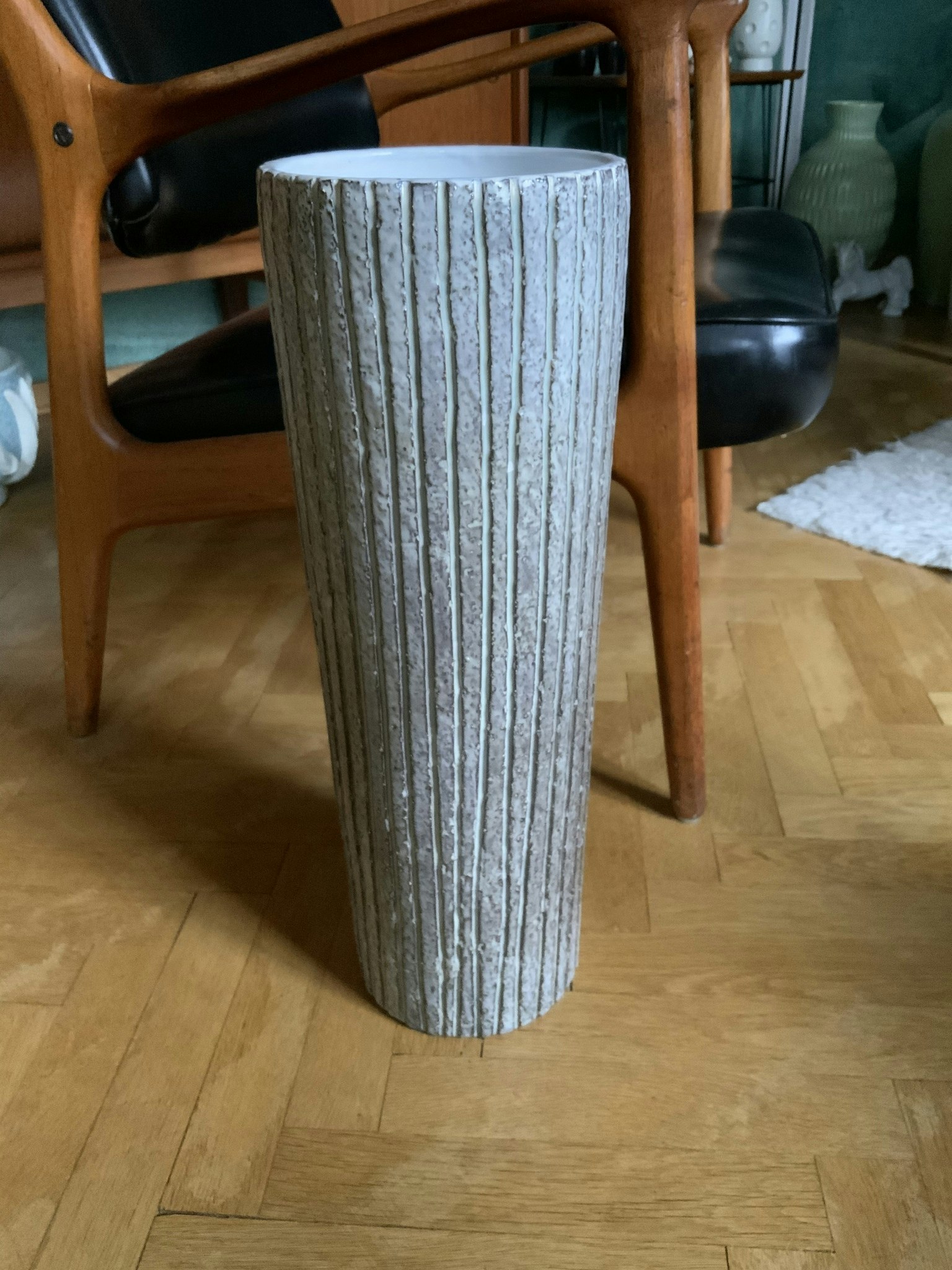 Trinidad floor vase 4385