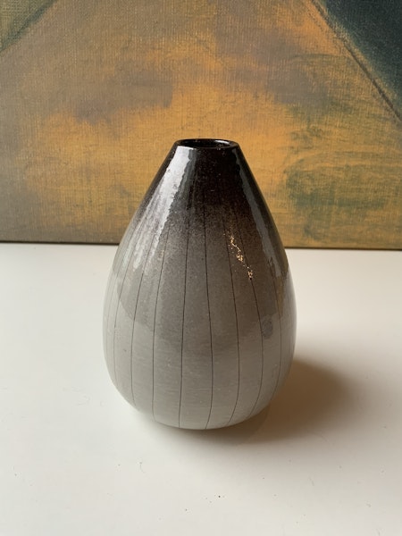 Lindstrand vase 3028