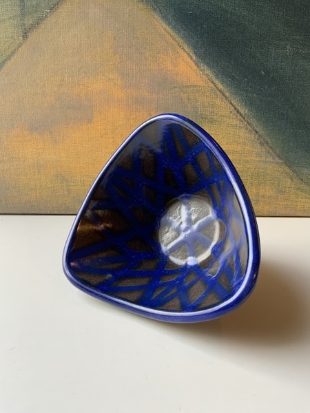 Bowl 4216