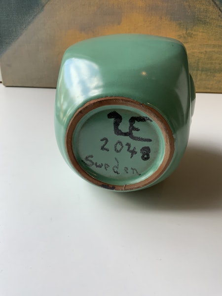 Vase 2048