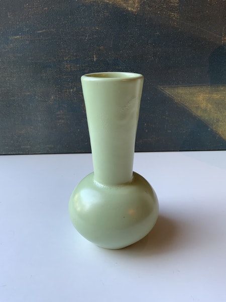 Celadon green vase 52