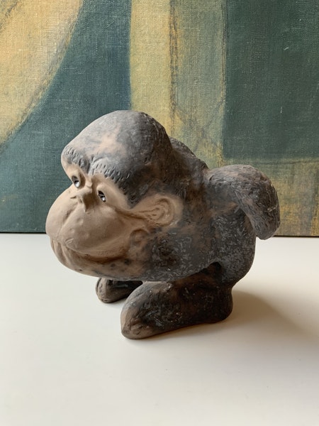 Dark monkey figure 9082