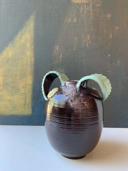 Thomson vase 237