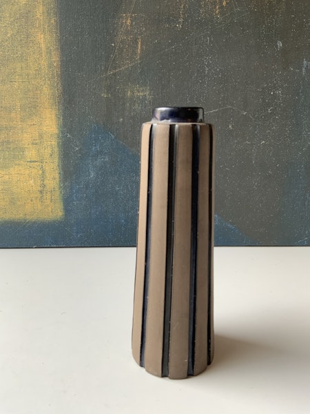 Burma vase 5157