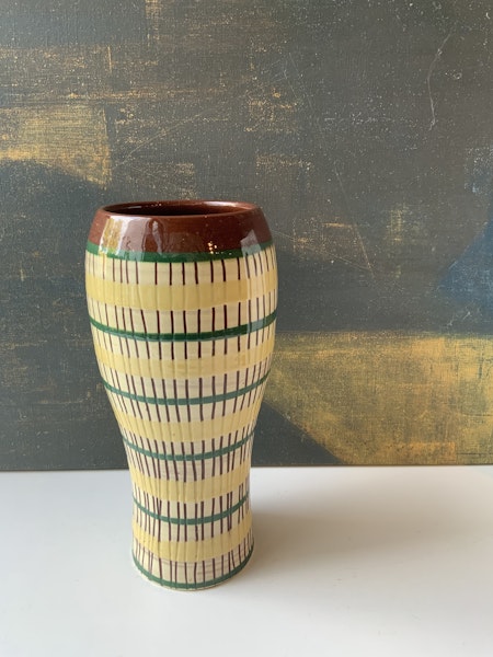 Thomson vase 678