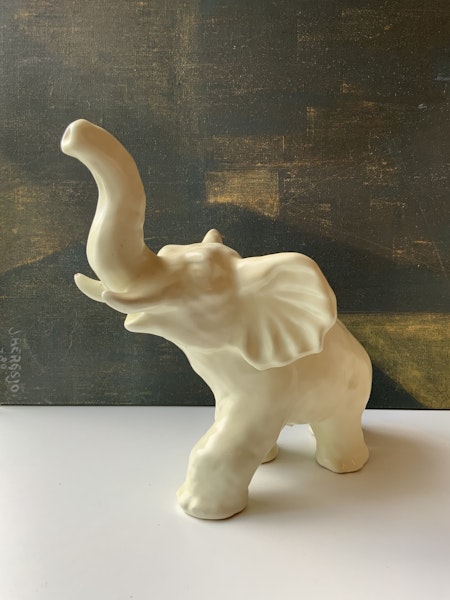 Lindstrand elephant 102
