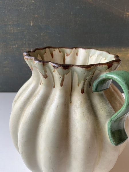 Thomson vase 405
