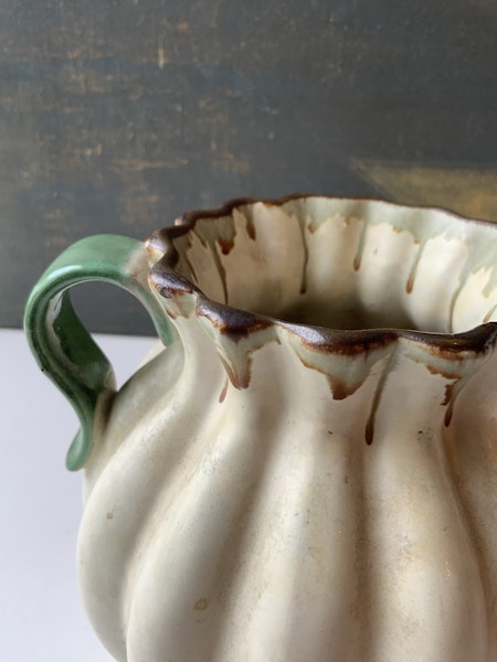 Thomson vase 405