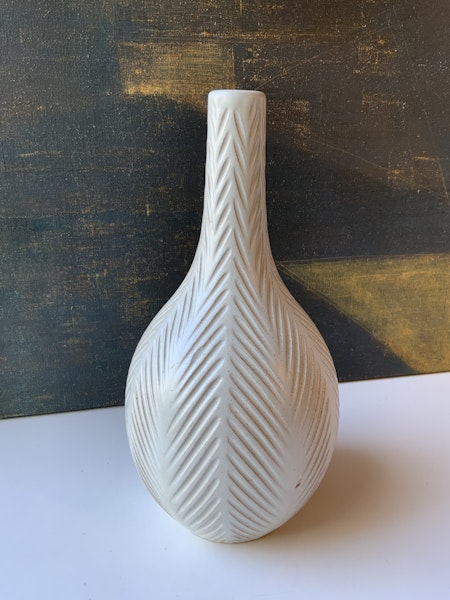 Fishbone vase 24