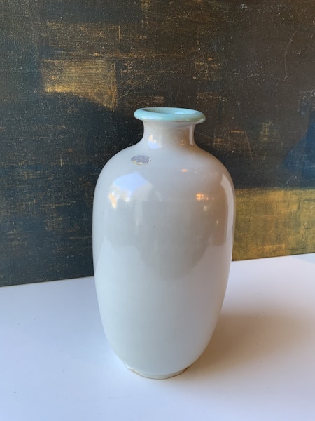 Thomson vase 381