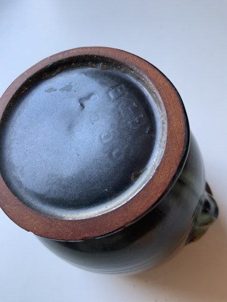 Black/green vase 2653