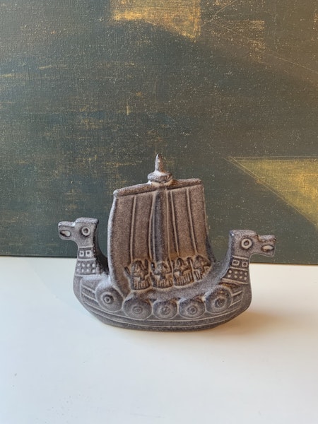 Viking ship 5330/73