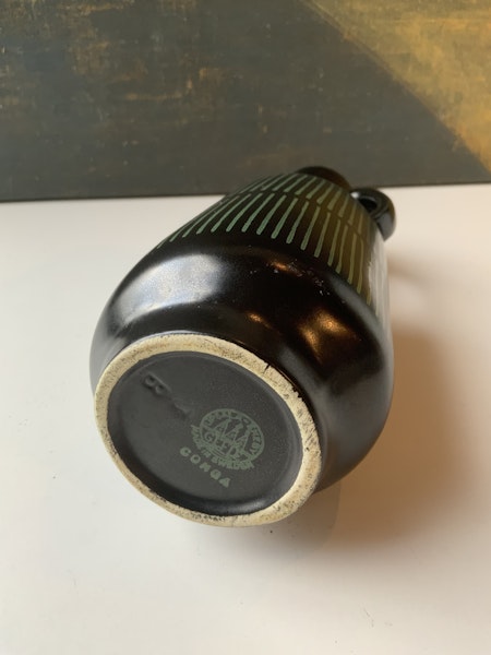 Konga vase B3