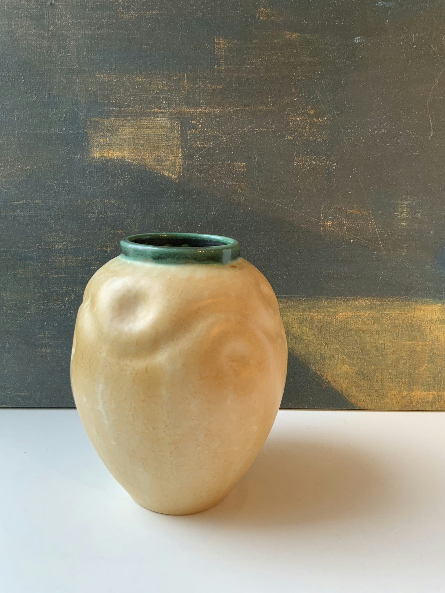 Yelowish vase 57