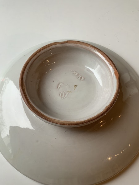 Brown Star bowl 106