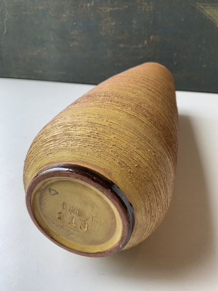 Runeborg vase 113