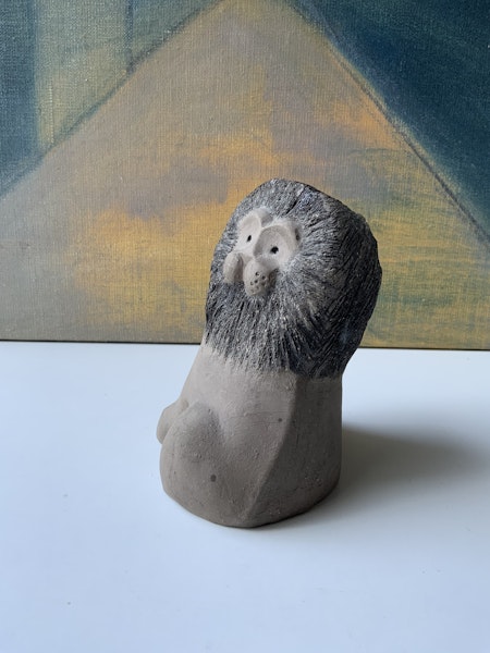 Lion figure 3035G