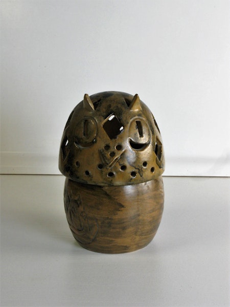 owl lantern 2001e
