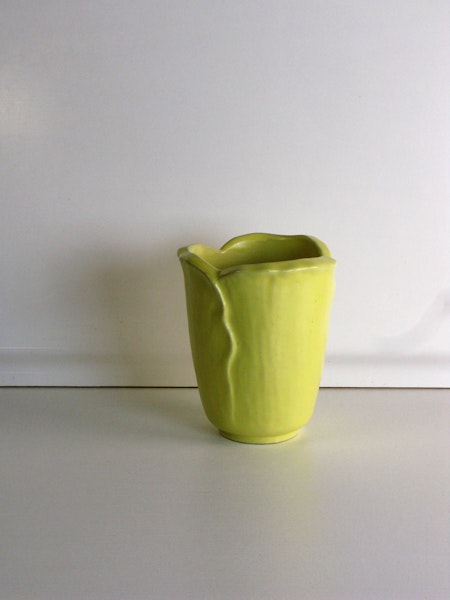 Yellow vase 129