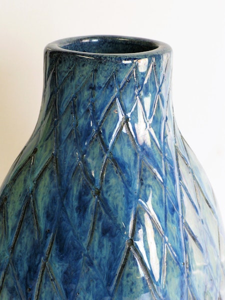 blue/green fishnet vase 625