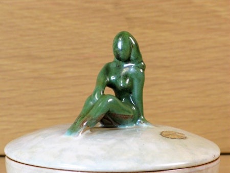 bowl with green lady on lid