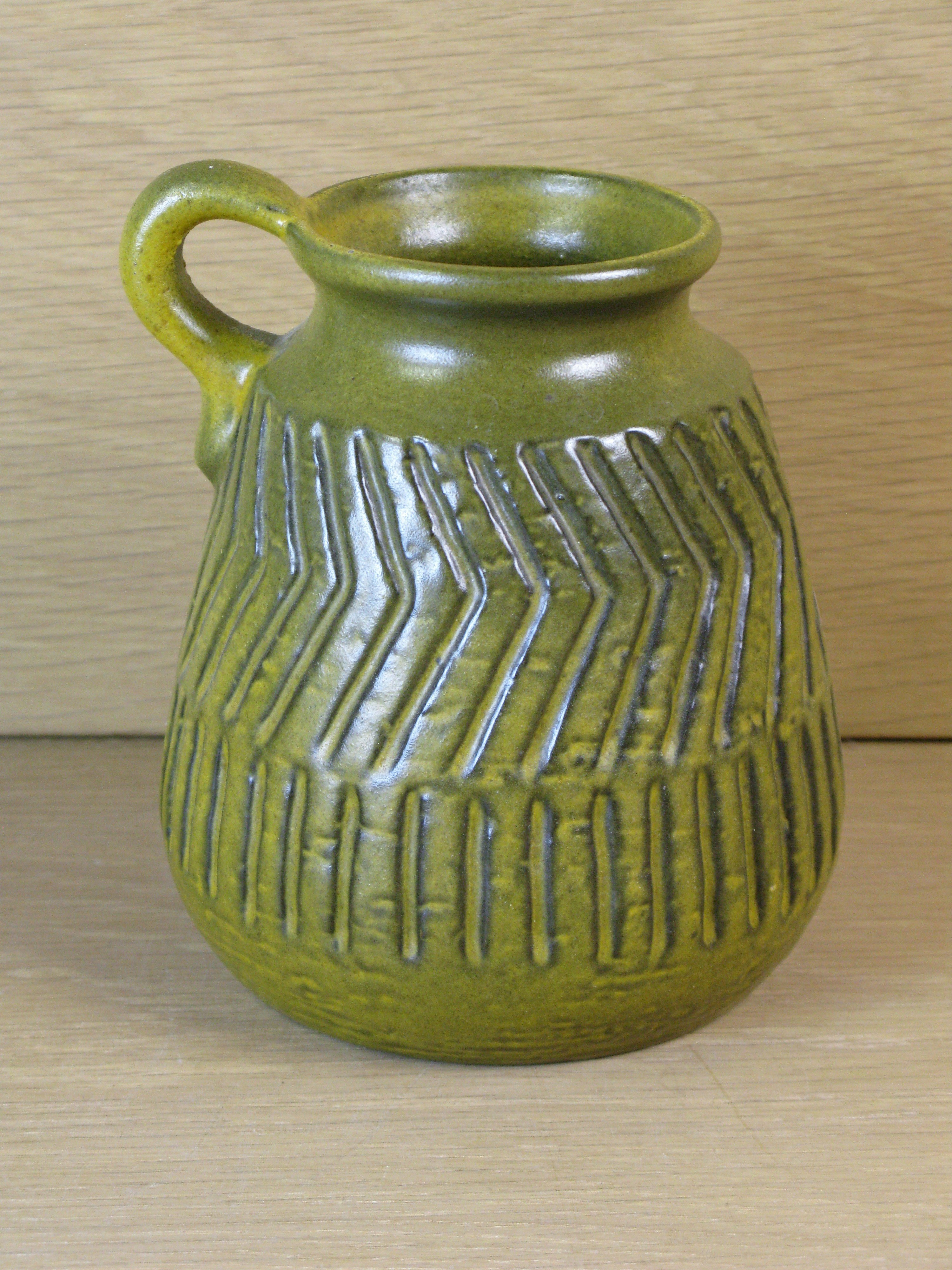 zig-zag vase 5005m