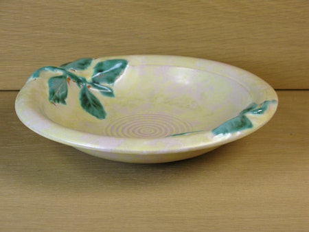 yellowish bowl 79 with green details