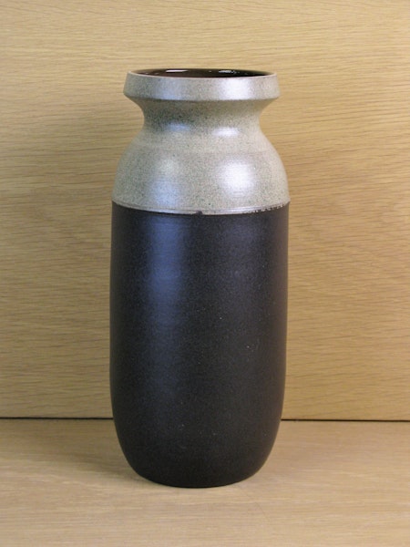 Greenish/brown vase 1034/166