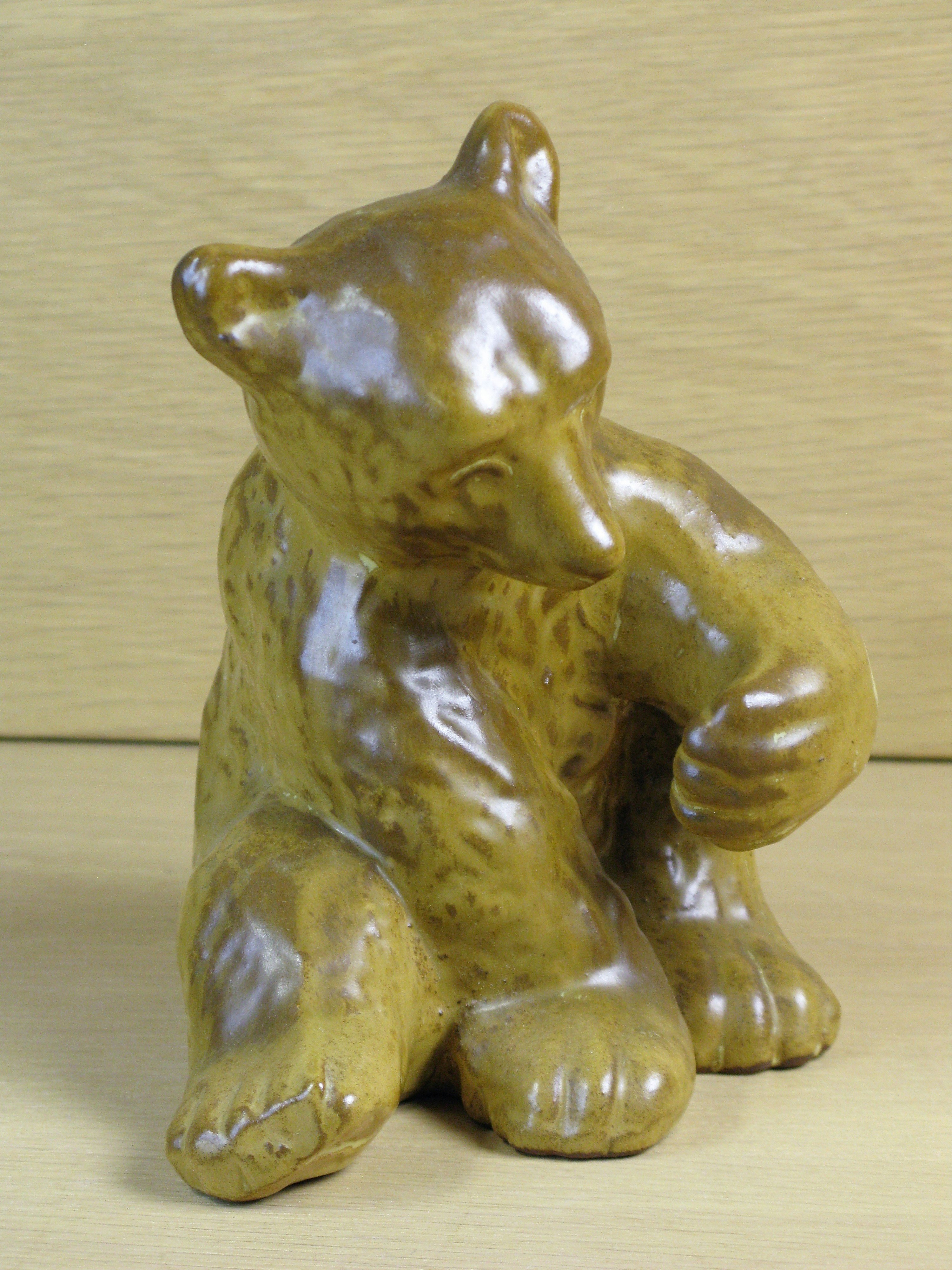 brownish bear 58