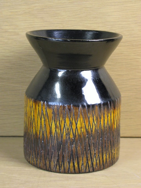 brownish vase 4330/738