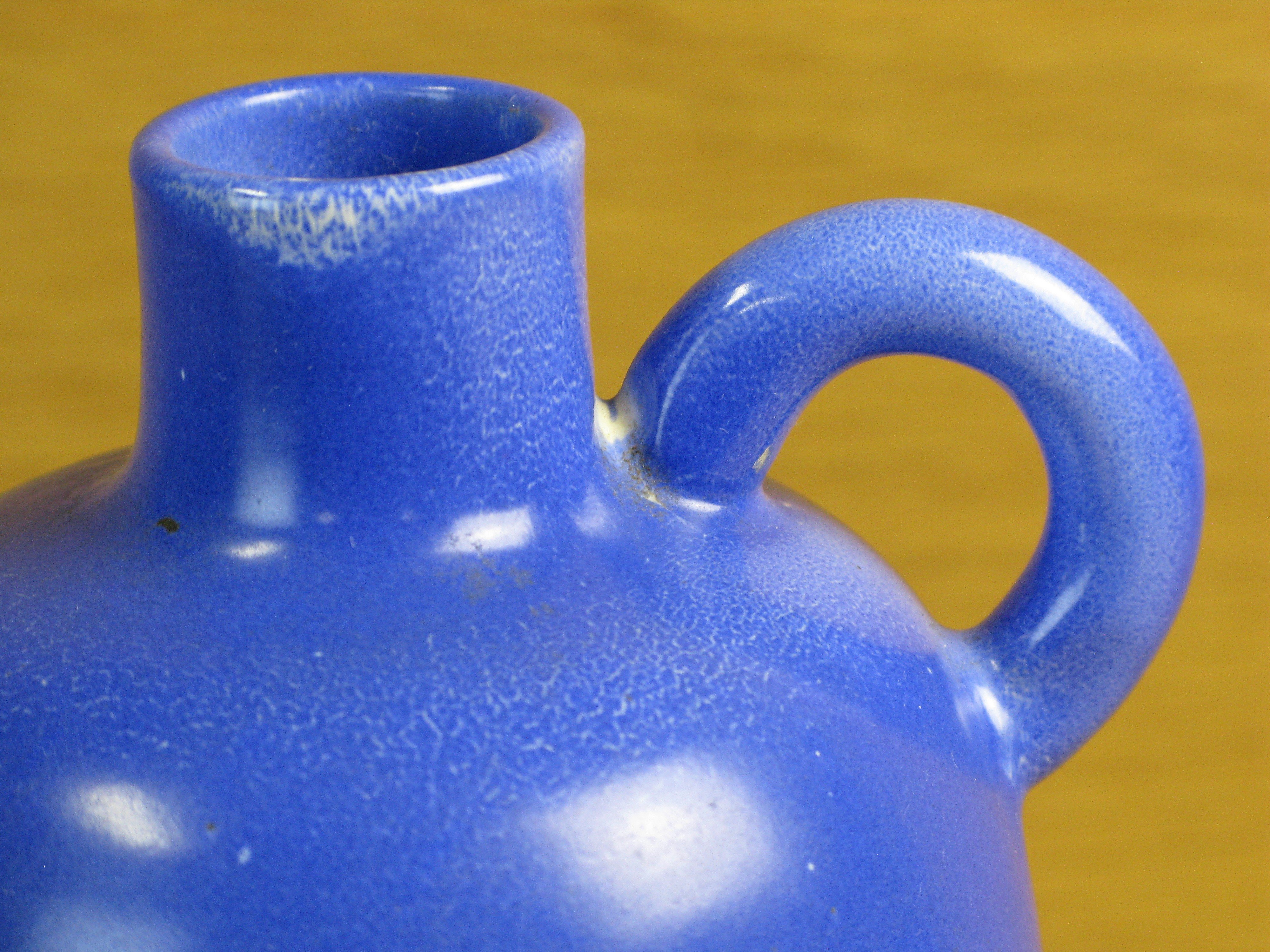 blue expo vase 21
