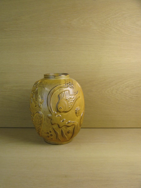 darker brownish vase 221