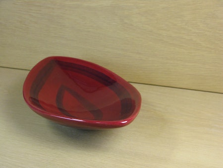 rött band bowl 378