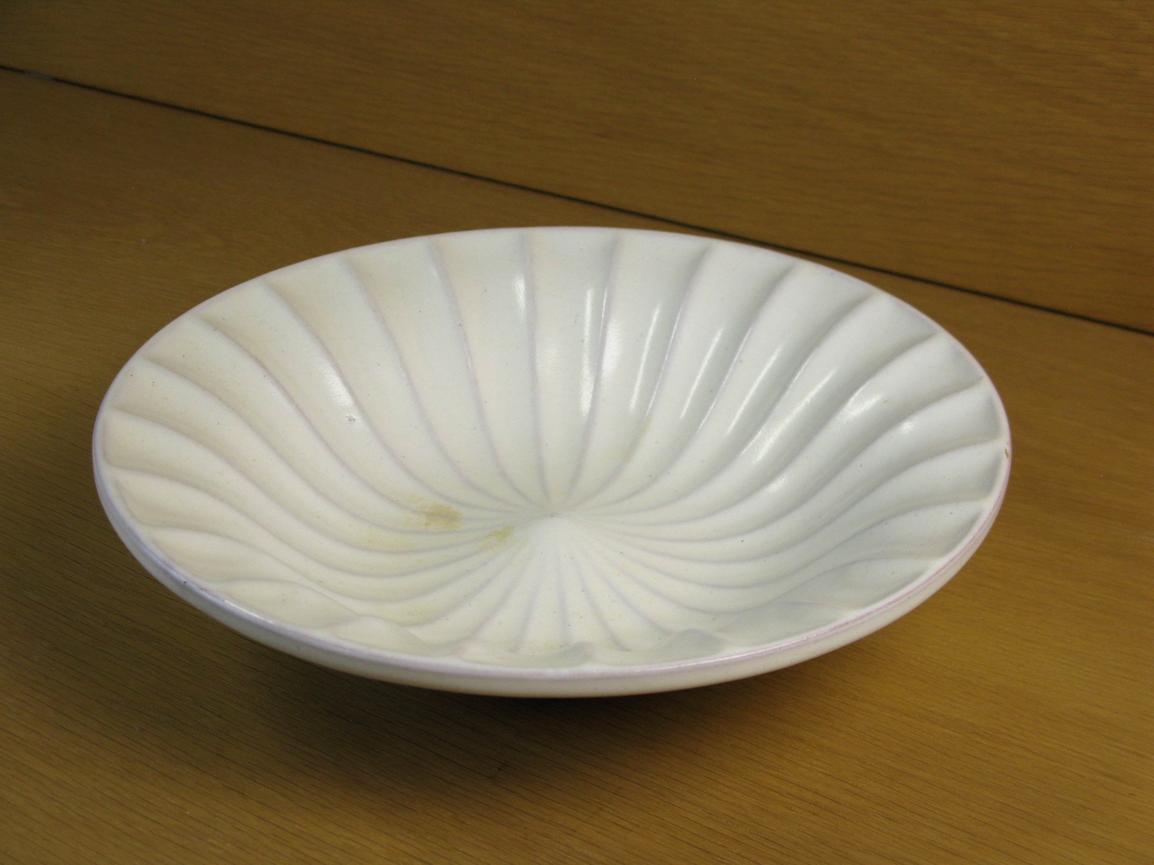 white bowl 142