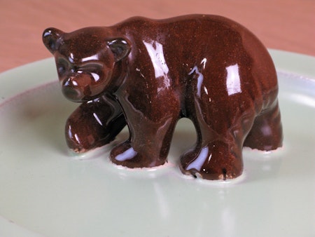 brown bear in green bowl 46