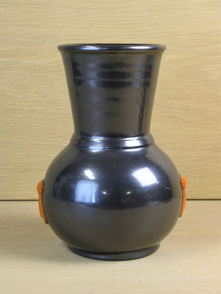 black/orange vase 112