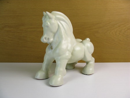 white horse 14