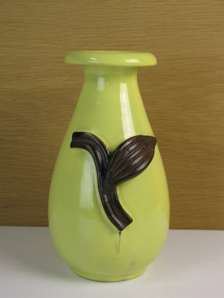 yellow/brown vase 436