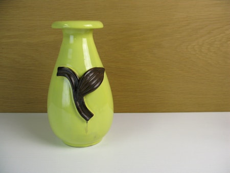 yellow/brown vase 436