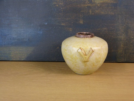 yellowish/brown vase 2760